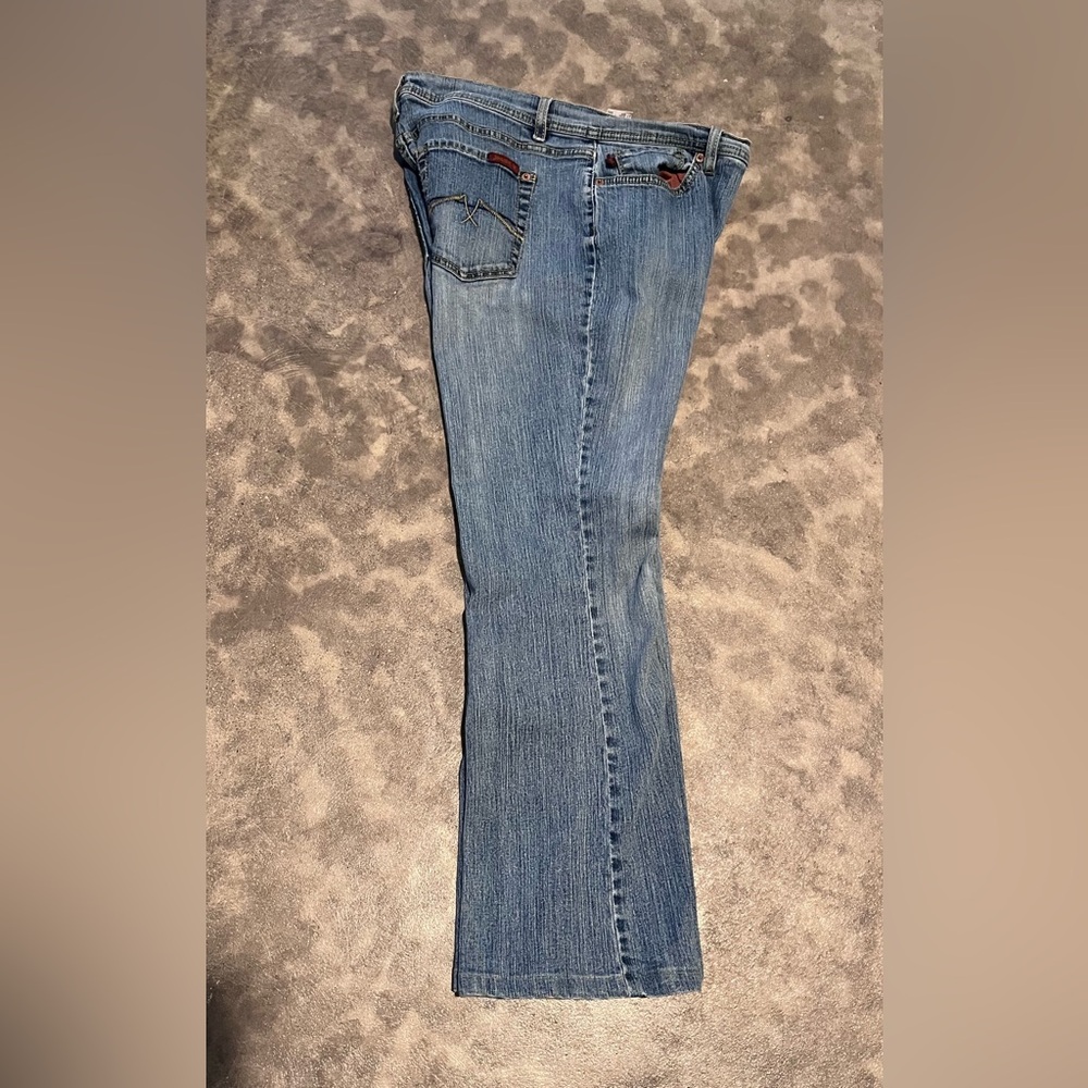 Jeanstar ~ELLE Classic Women's Blue Jeans